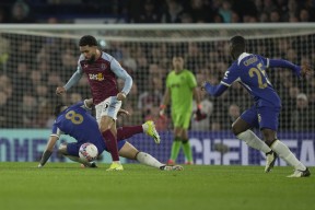 米乐官方网站-阿斯顿维拉击败对手，英超保级形势打破僵局的简单介绍