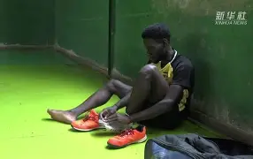 罗德兹地快速进攻，击败强劲对手获胜(雷文德斯的挑战击败雷文德斯的强力劲敌)