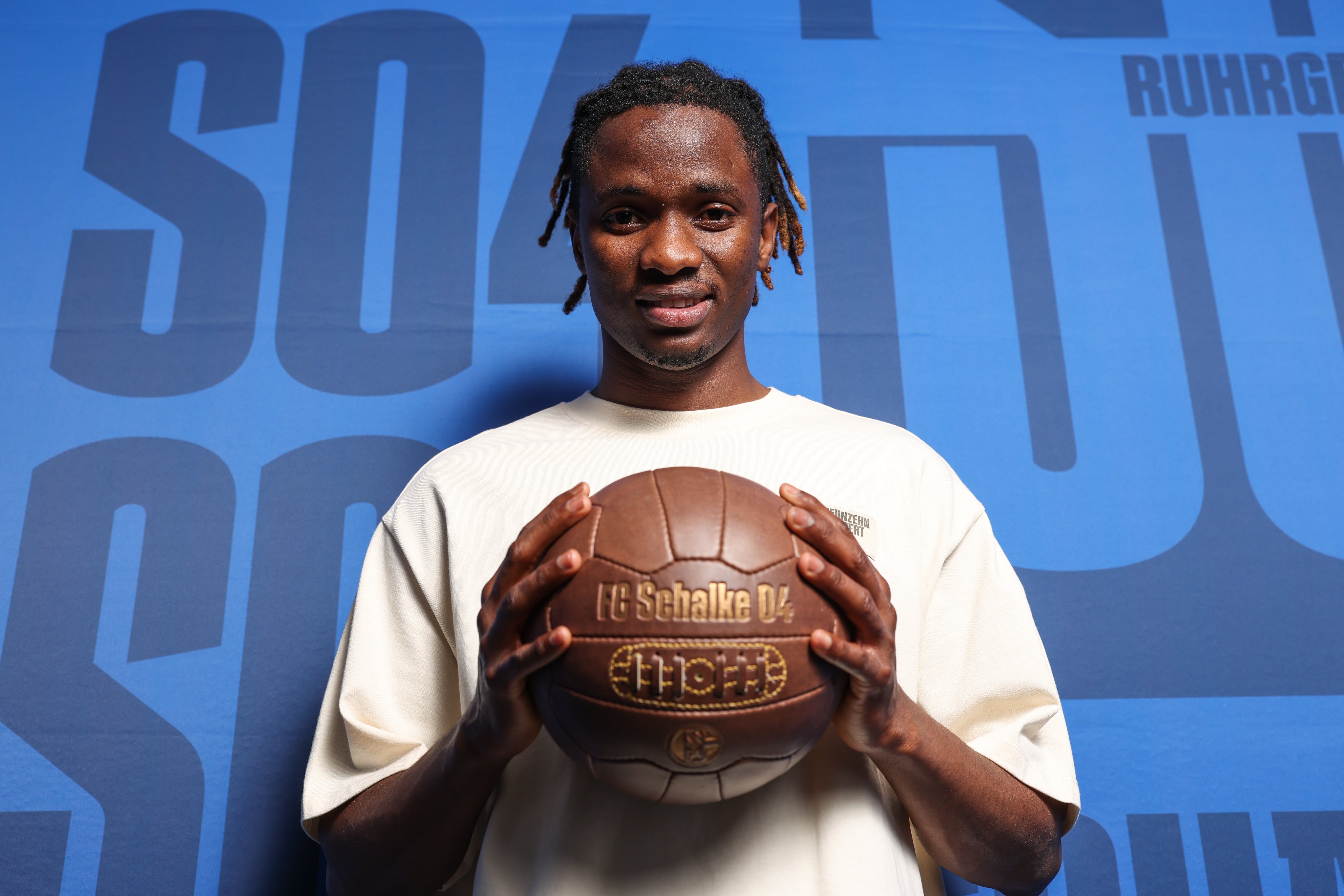 关于沙尔克连续不败,球队士气高涨迎接挑战的信息 关于沙尔克连续不败,球队士气高涨迎接挑战的信息