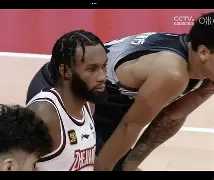 关于拉斯帕尔马斯客场稳守胜局，保持竞争力的信息